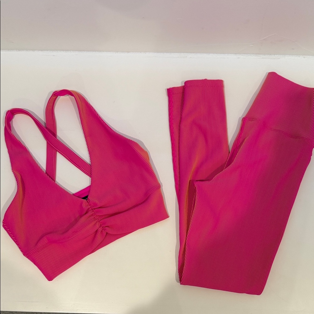 Beach riot Women's Pink/orange Set small
